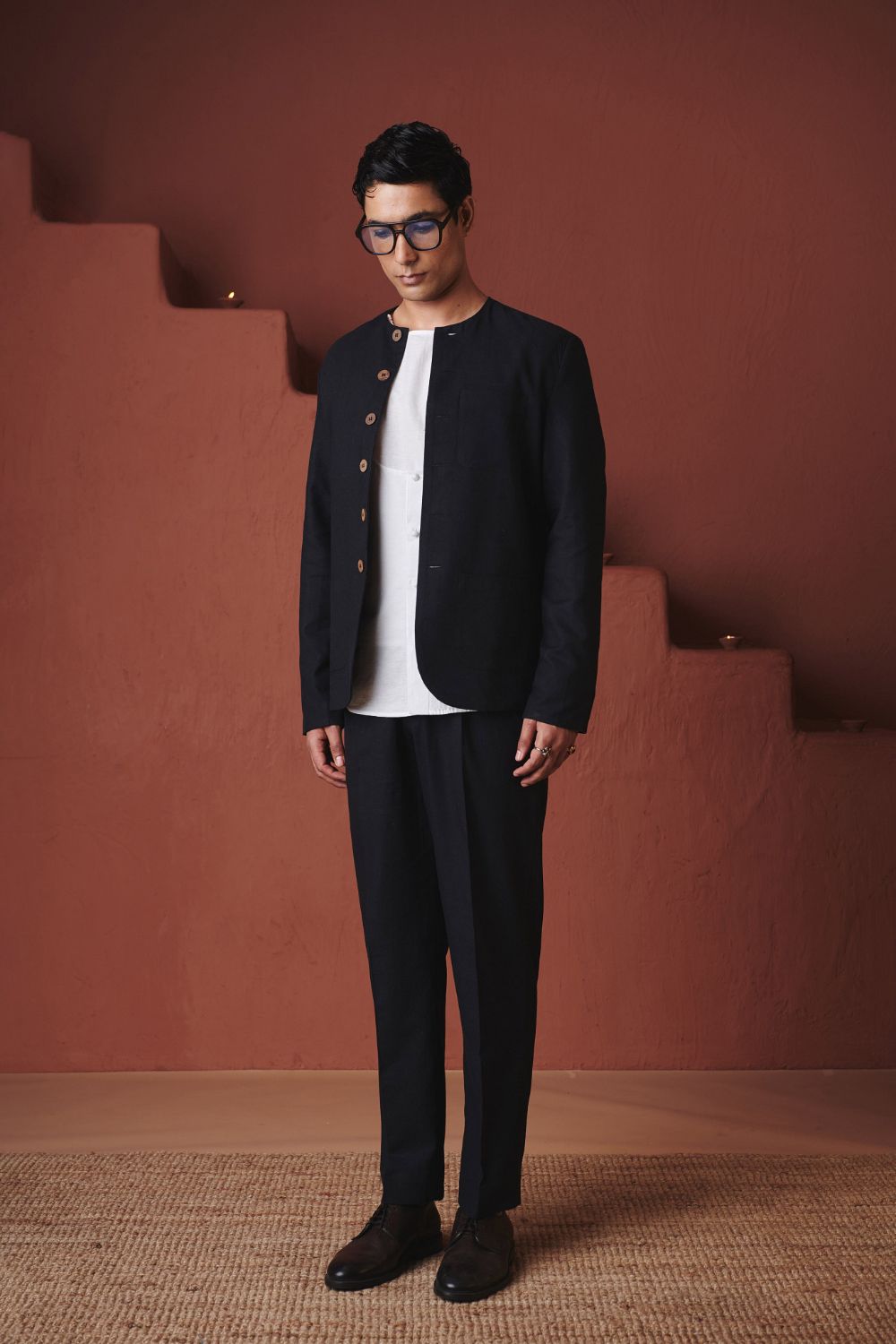 Carbon Co Linen Men's Pleated Tapered Pants