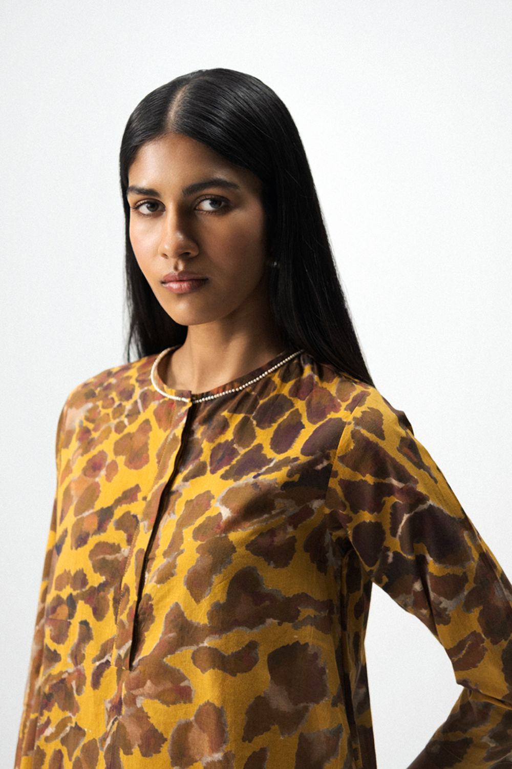 CHITARA SHORT KURTA SET