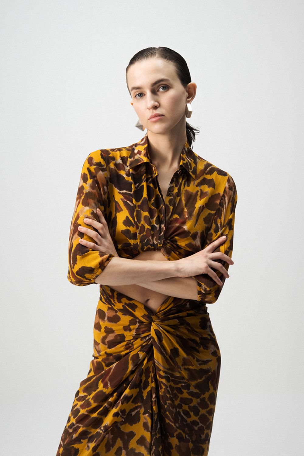 CHITARA TIE UP TOP AND KNOTTED SKIRT SET