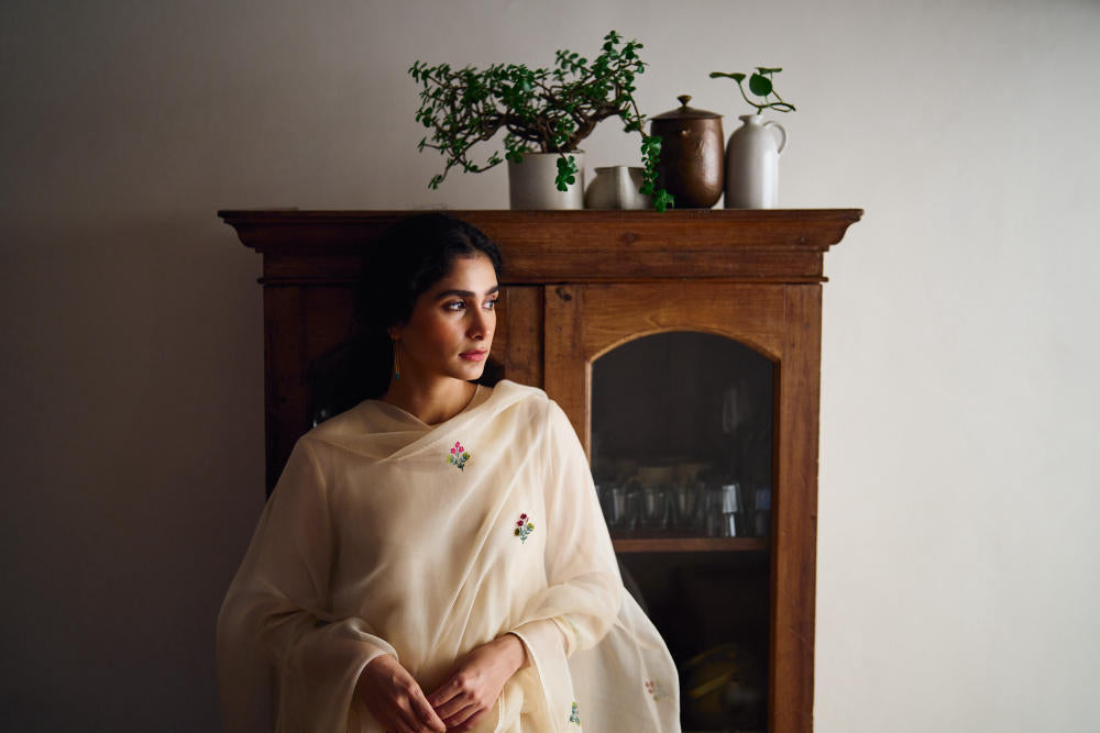 Chloris ivory organza dupatta