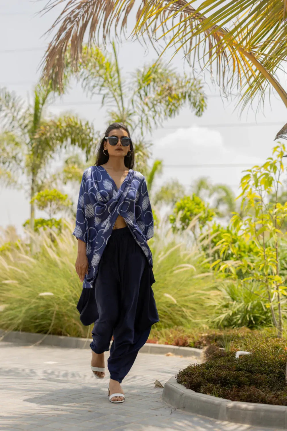 CIR SHIB TWIST TOP-BLUE