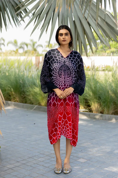 THREE FLOWERS DRESS-BLACK RED SHADED