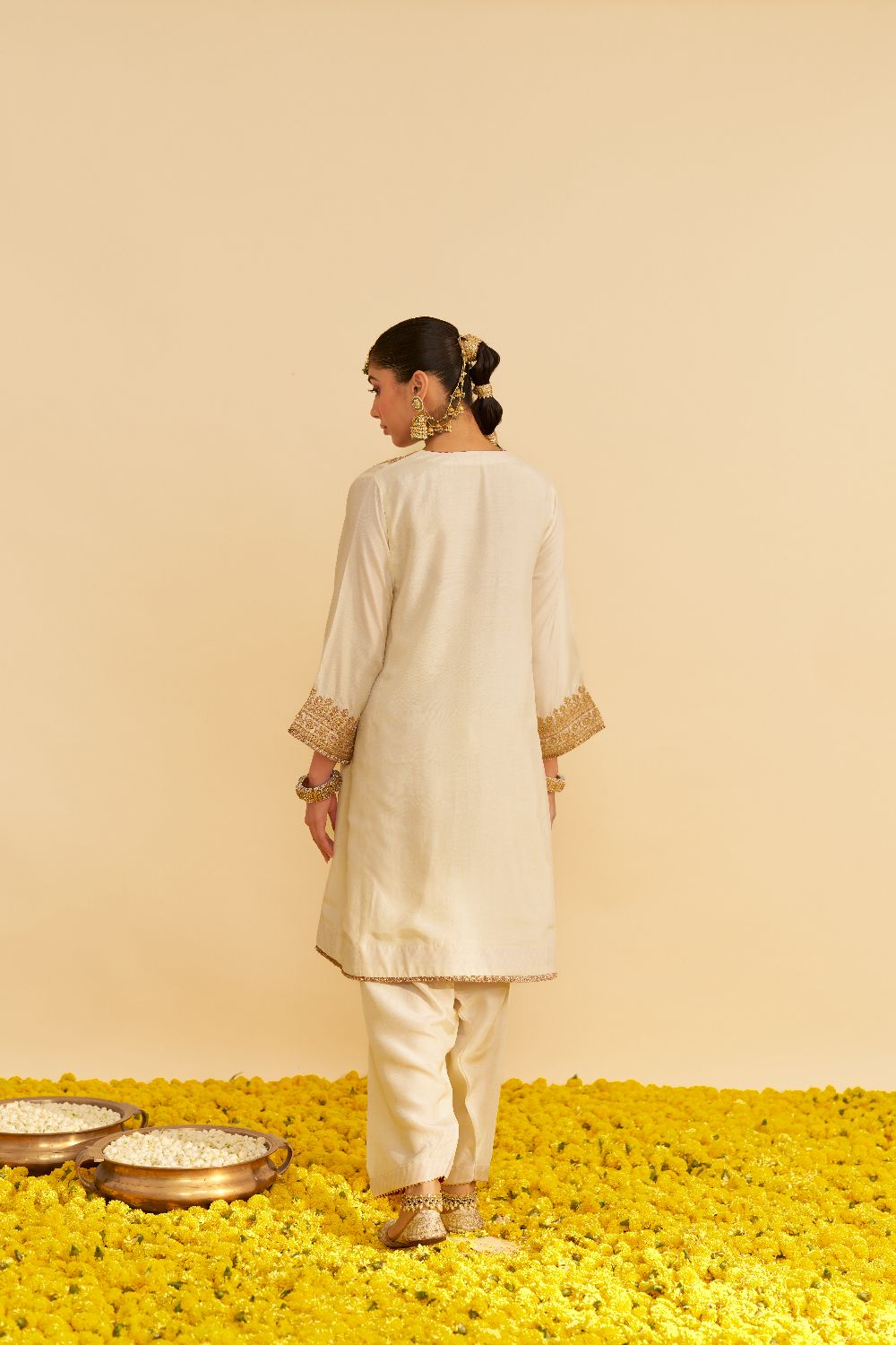 Mehza - Short Chauga With Salwar-Daisy Ivory