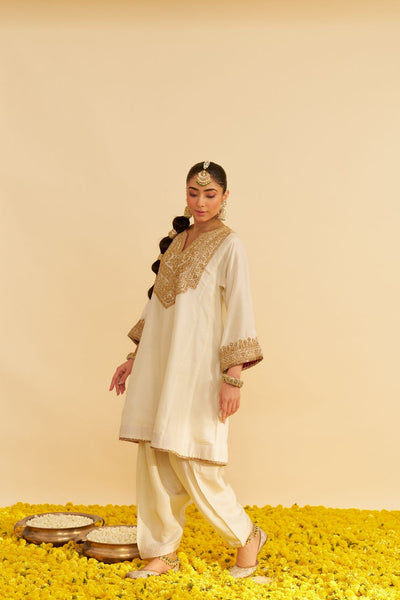 Mehza - Short Chauga With Salwar-Daisy Ivory