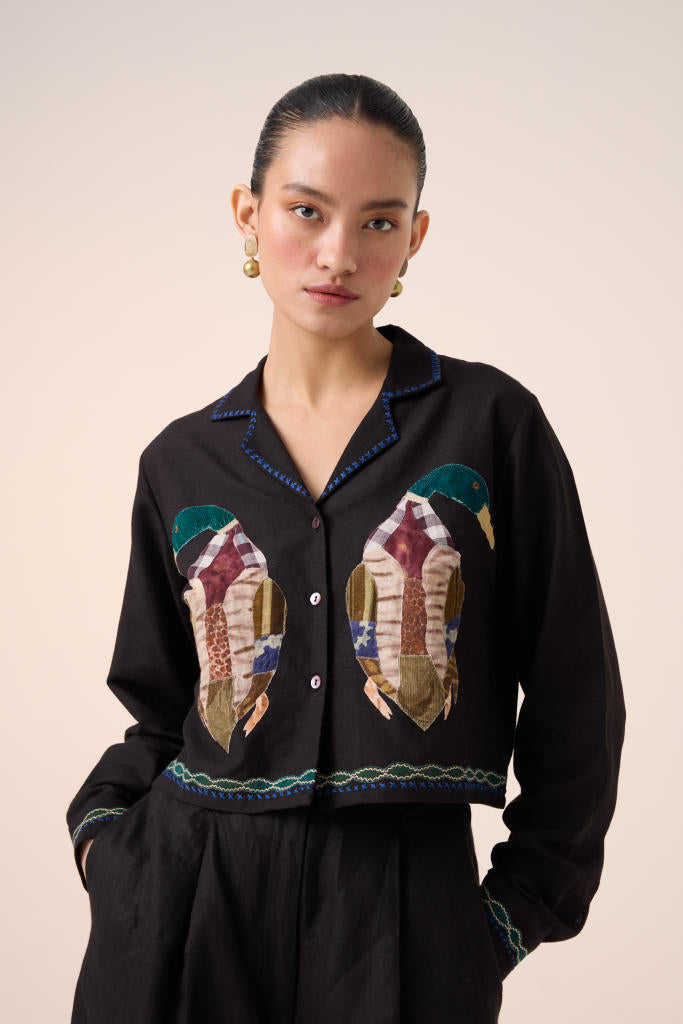 CROP SET-BLACK DUCK APPLIQUE (AVA SHIRT+APPLIQUE PANTS )