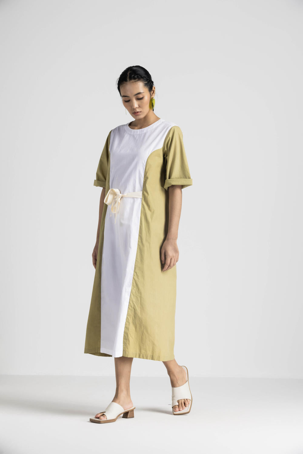 CONTRAST PANEL DRESS - MOSS GREEN