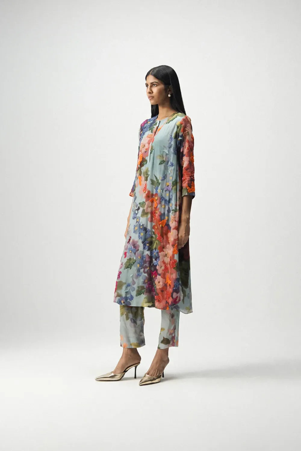 DARLINGTON LONG EMBROIDERED KURTA SET