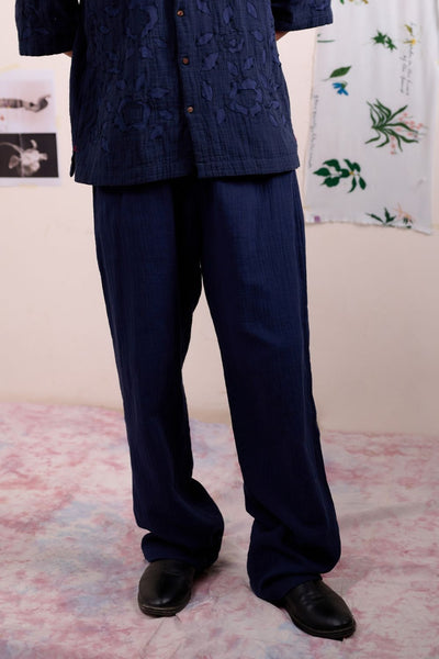 REGEN NAVY PANTS