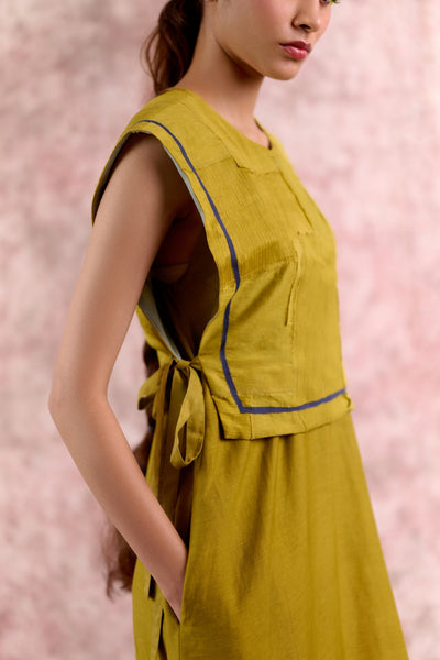 Eclipse Green Top