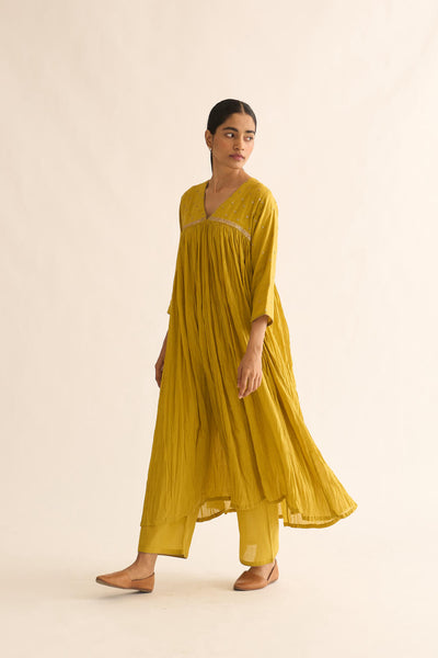 MRINAL LEMON GREEN KURTA SET