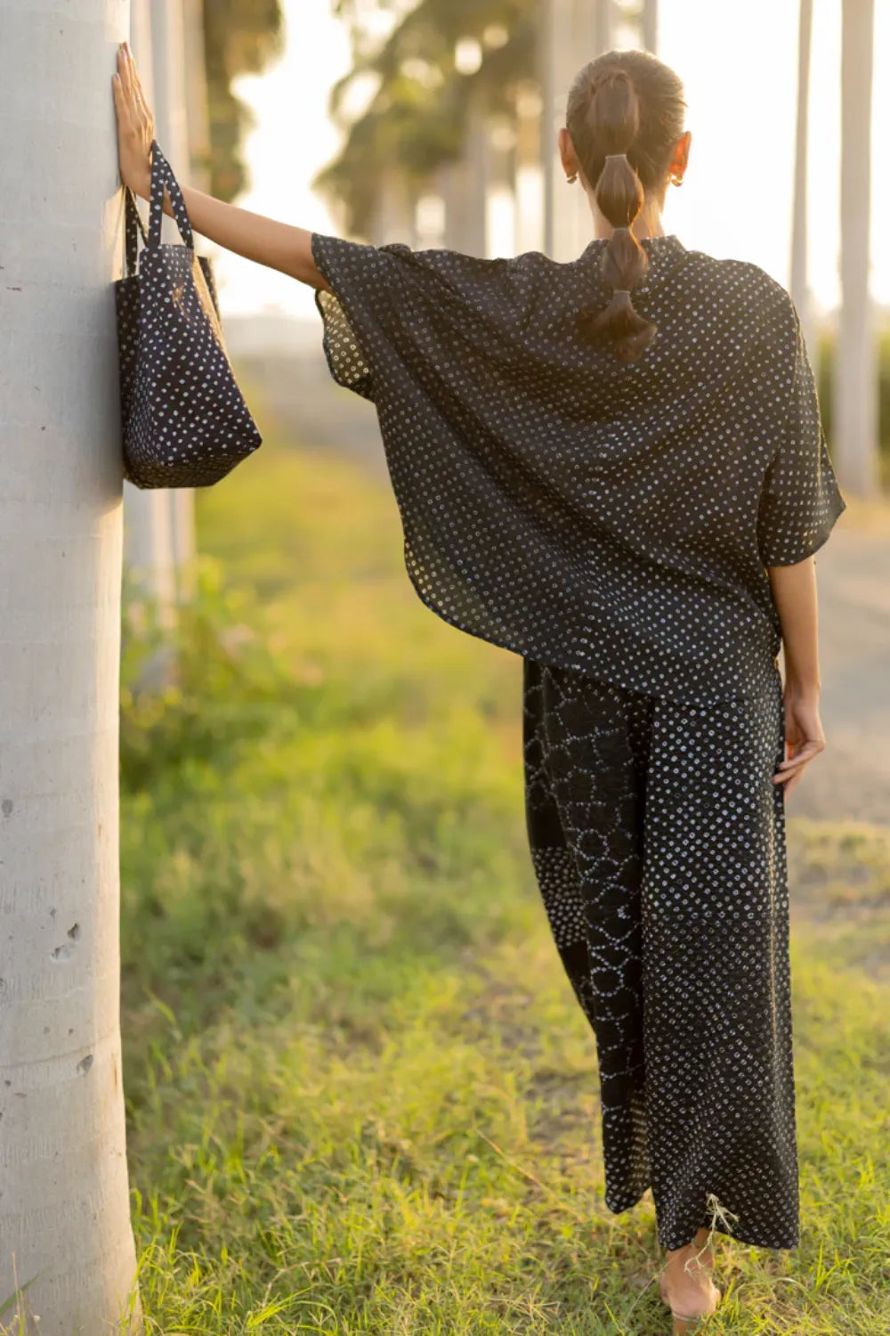 DOTS SHORT M KAF SHIRT-BLACK