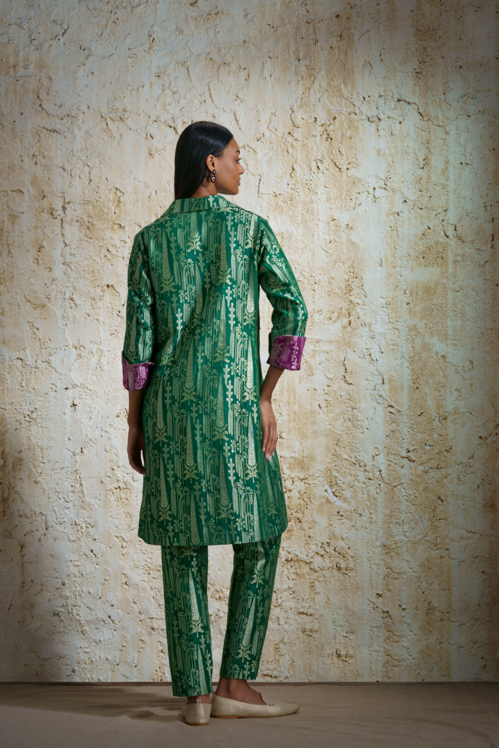 Vriksha collared tunic and slim pants in munga silk-emerald green