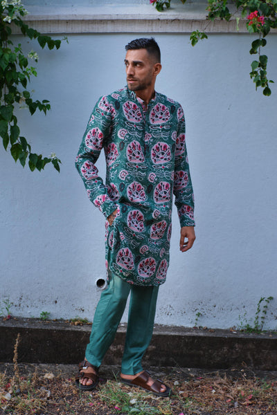 Pista Kurta