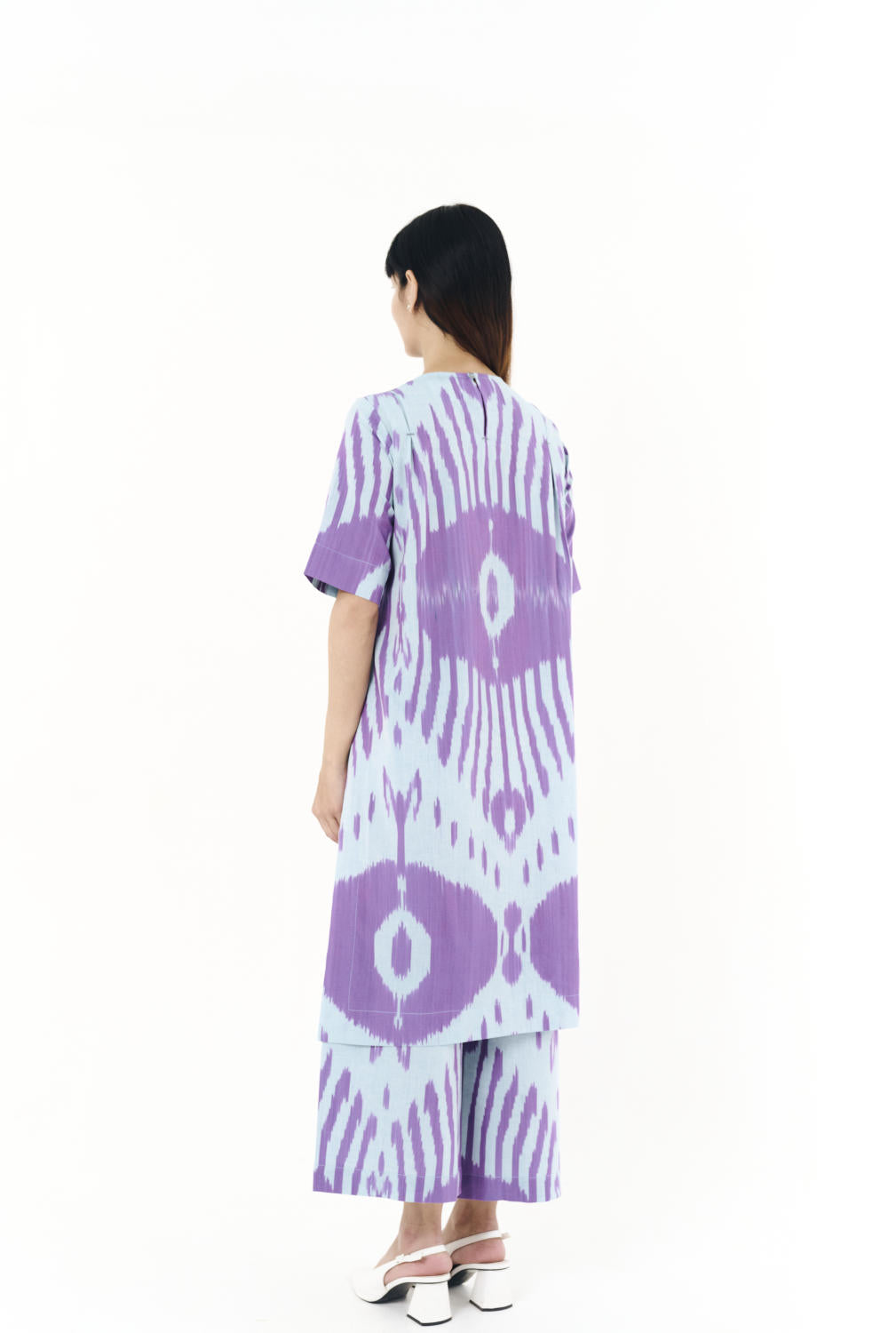 Dawn V Neck Pleated Kurta