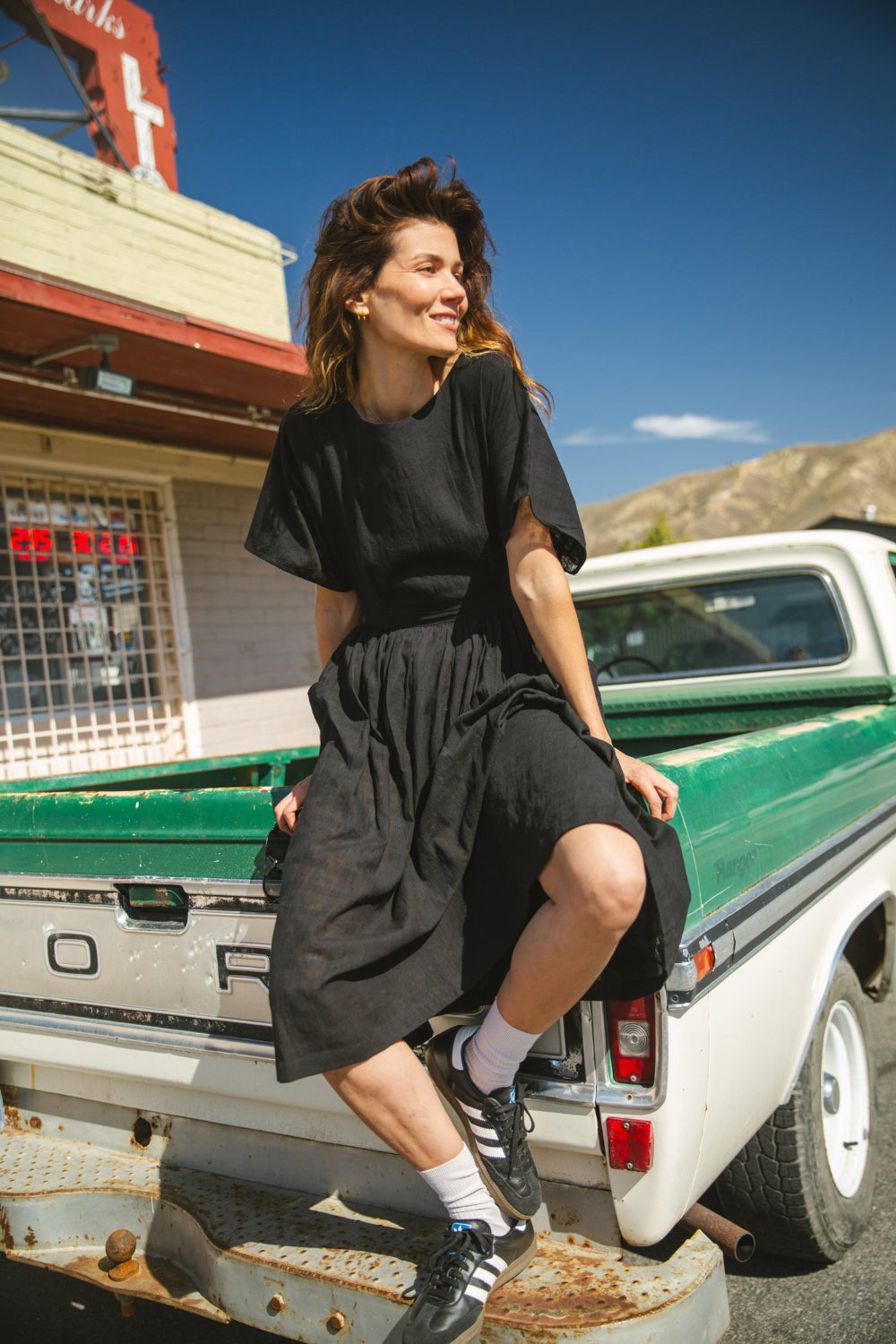 Desert Rose Dress-Black