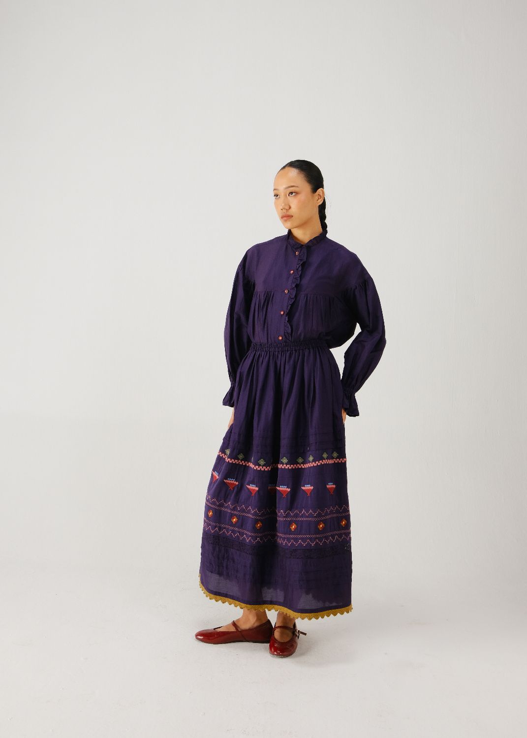 Emily skirt-Ink folk emb.