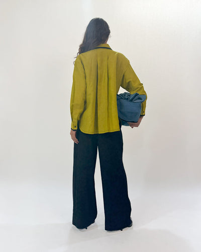 Line shirt
