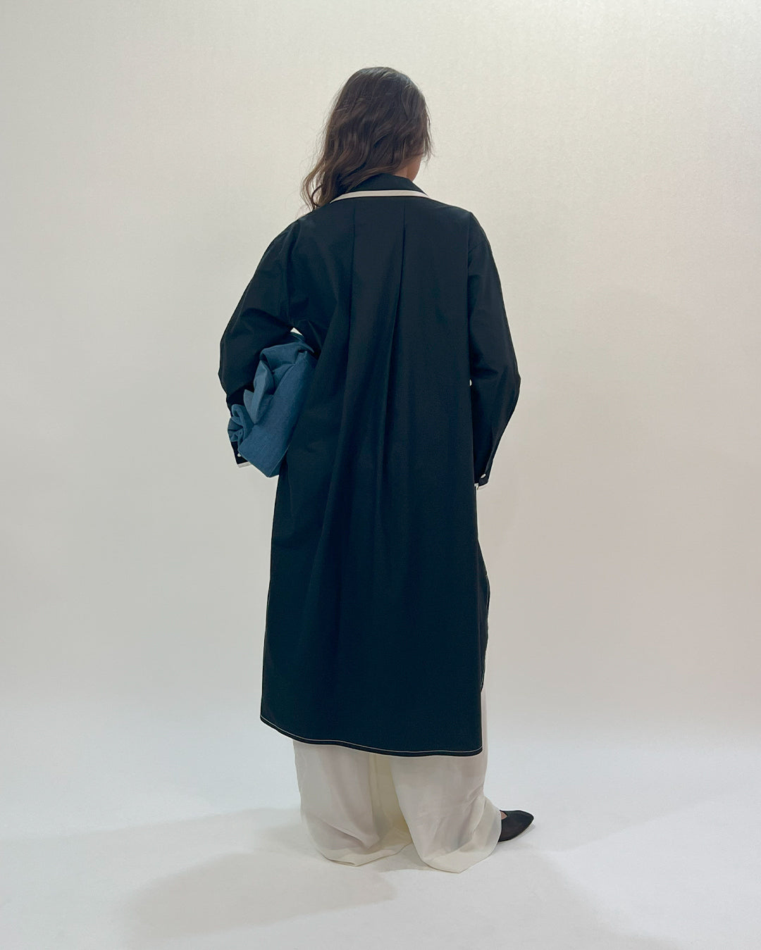 Line shirt dress-Raven
