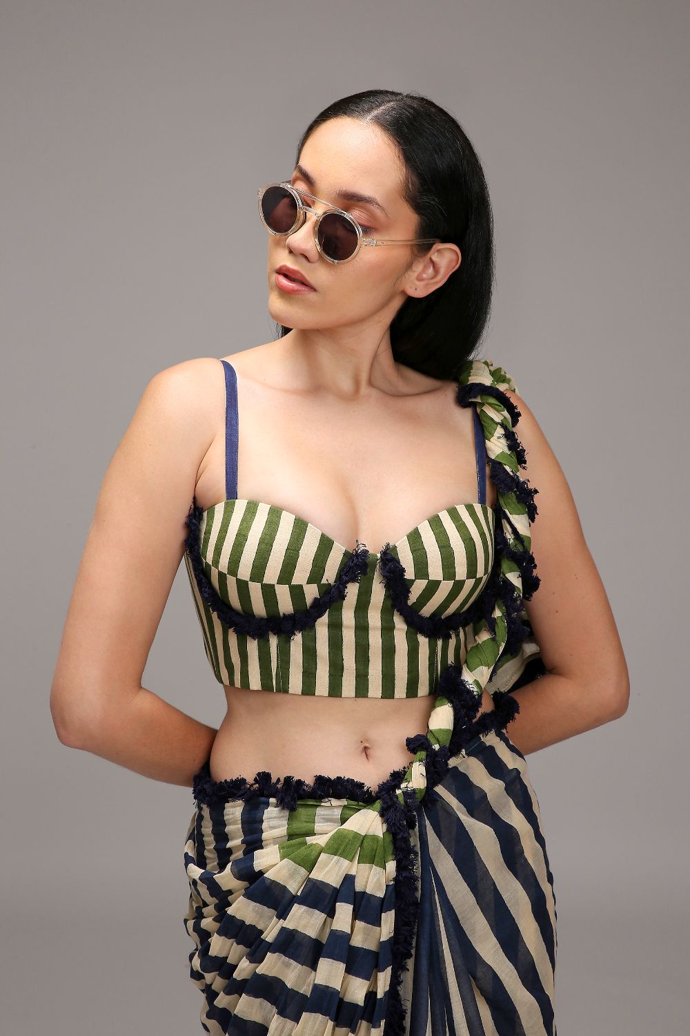 Egg-Shell Corset & Dual Striped Saree Set (2 PCS)