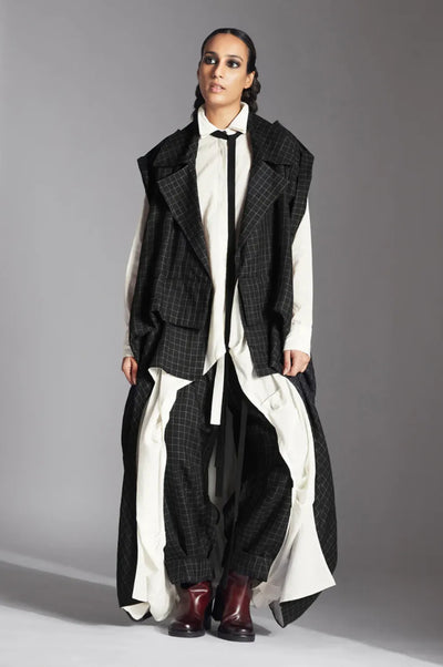 Eian Jacket-Black and White