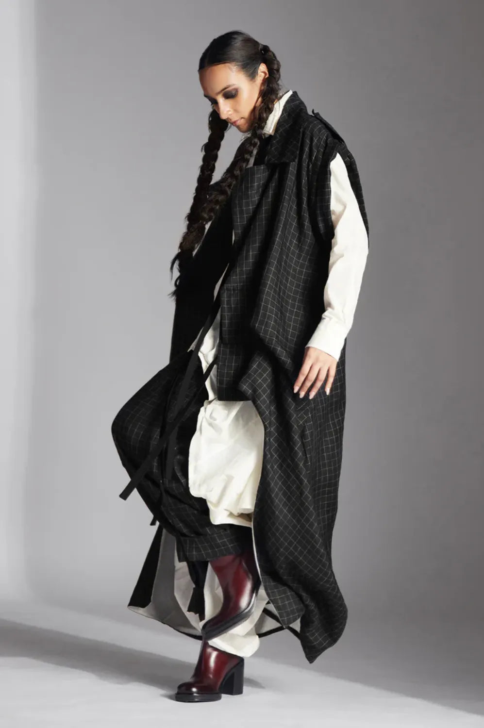 Eian Jacket-Black and White