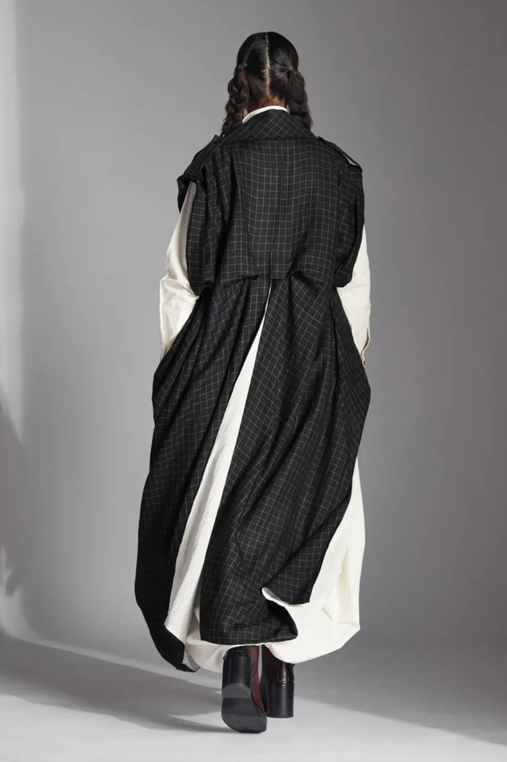 Eian Jacket-Black and White