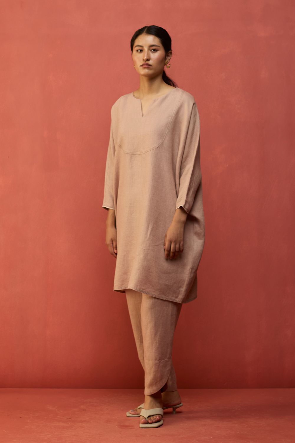 Etsu Yoke Linen Kurta - Dusty Rose