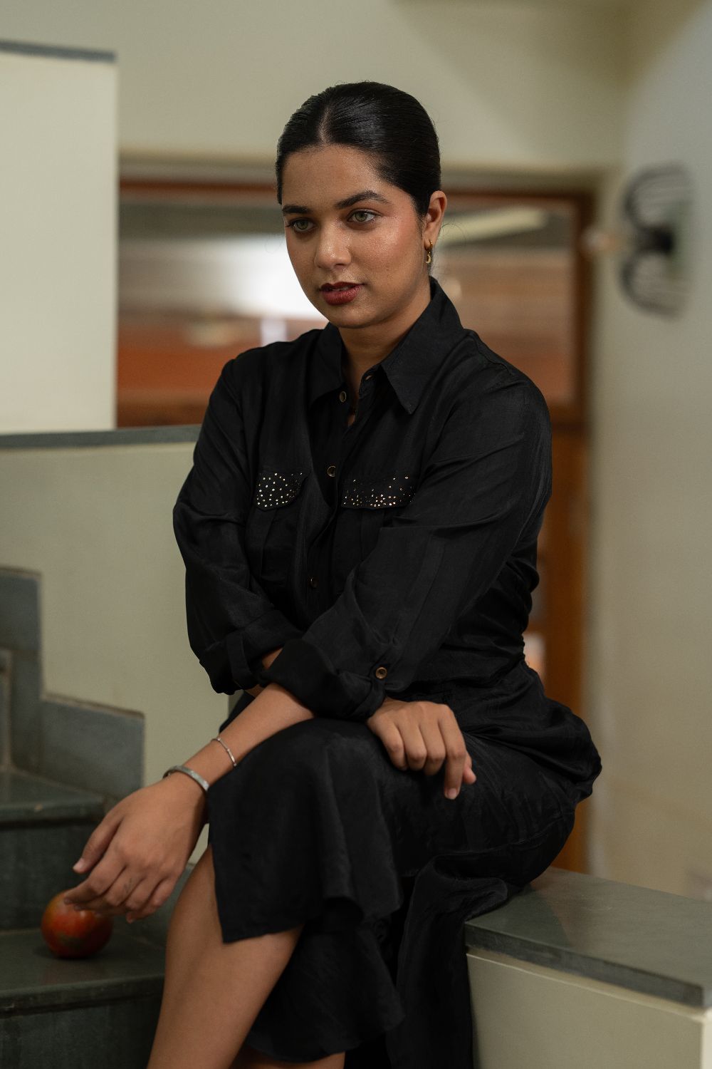 Gold dust in black - Star Dress