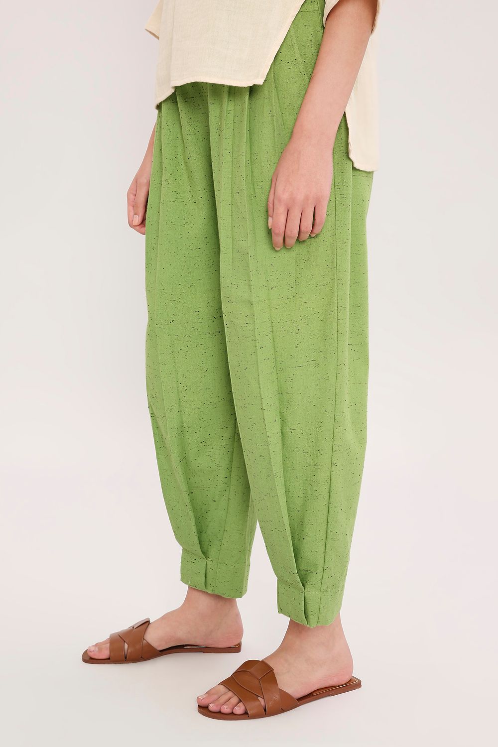Green Textured Cotton Dotted Pants