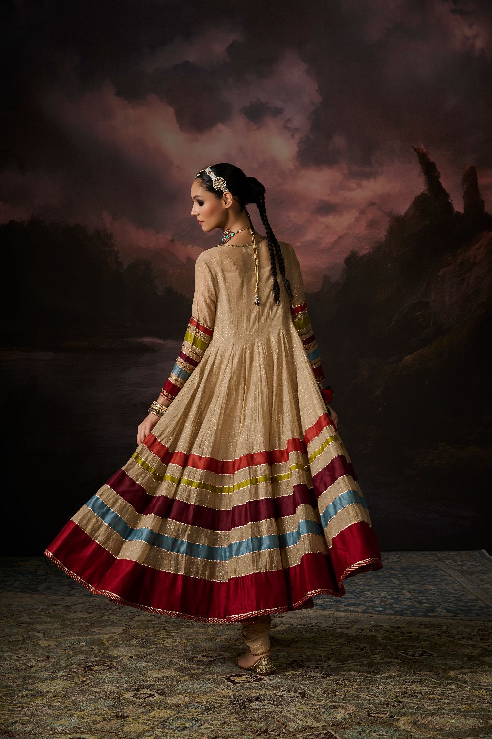 IFFAT CHURIDAR
