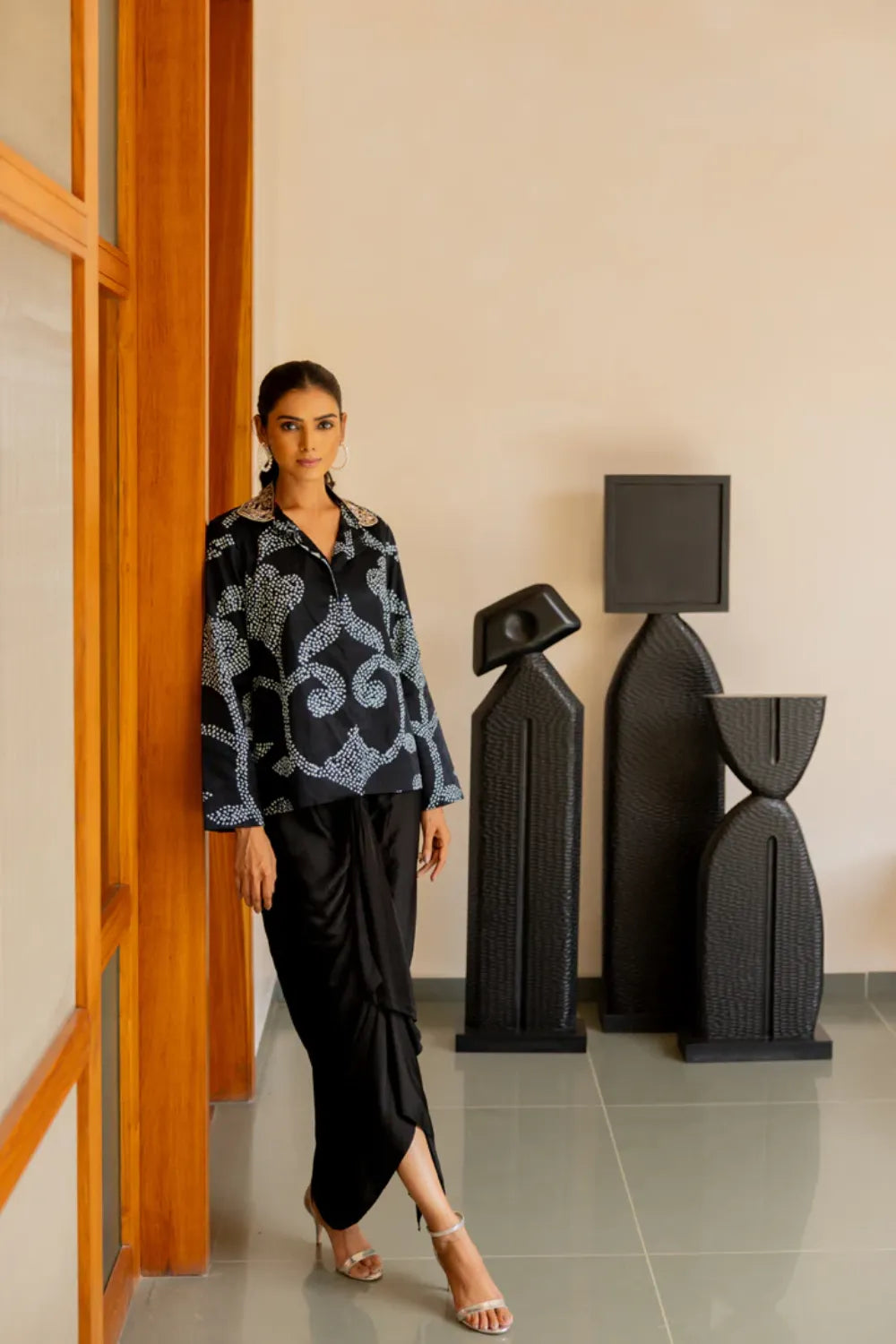 IKEBANA EMB JACKET-BLACK