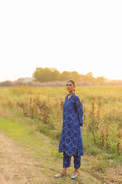 JAALI V KURTA SET-INDIGO