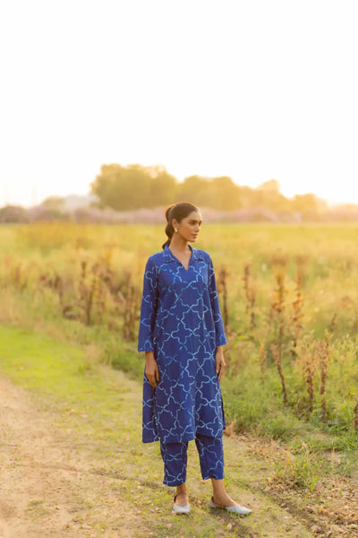 JAALI V KURTA SET-INDIGO