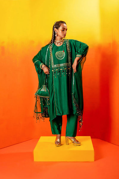Vani Green AntiFit Kurta with Pant and Dupatta