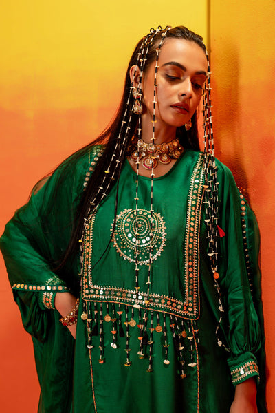 Vani Green AntiFit Kurta with Pant and Dupatta
