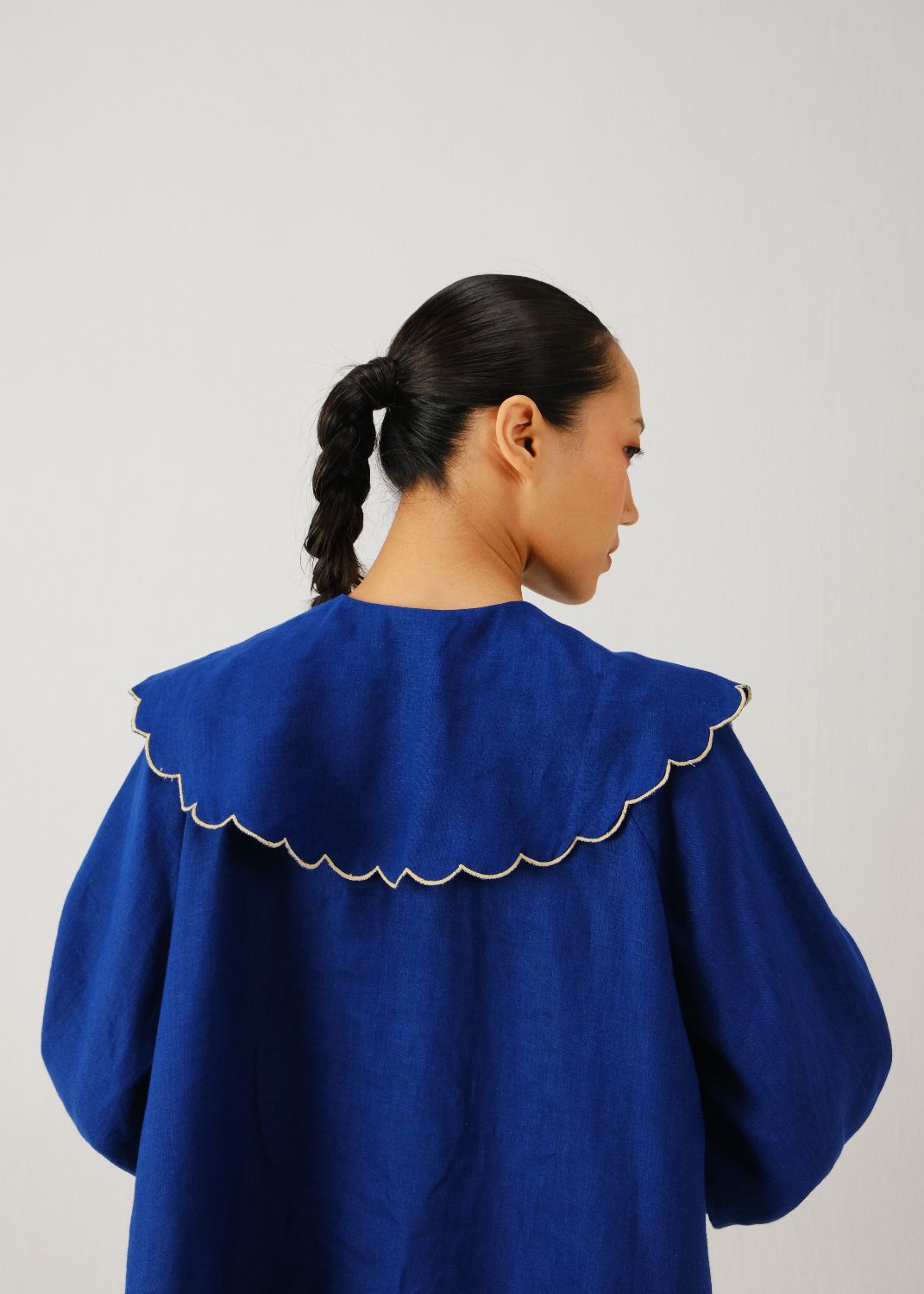 Julia top-Blue rose emb.