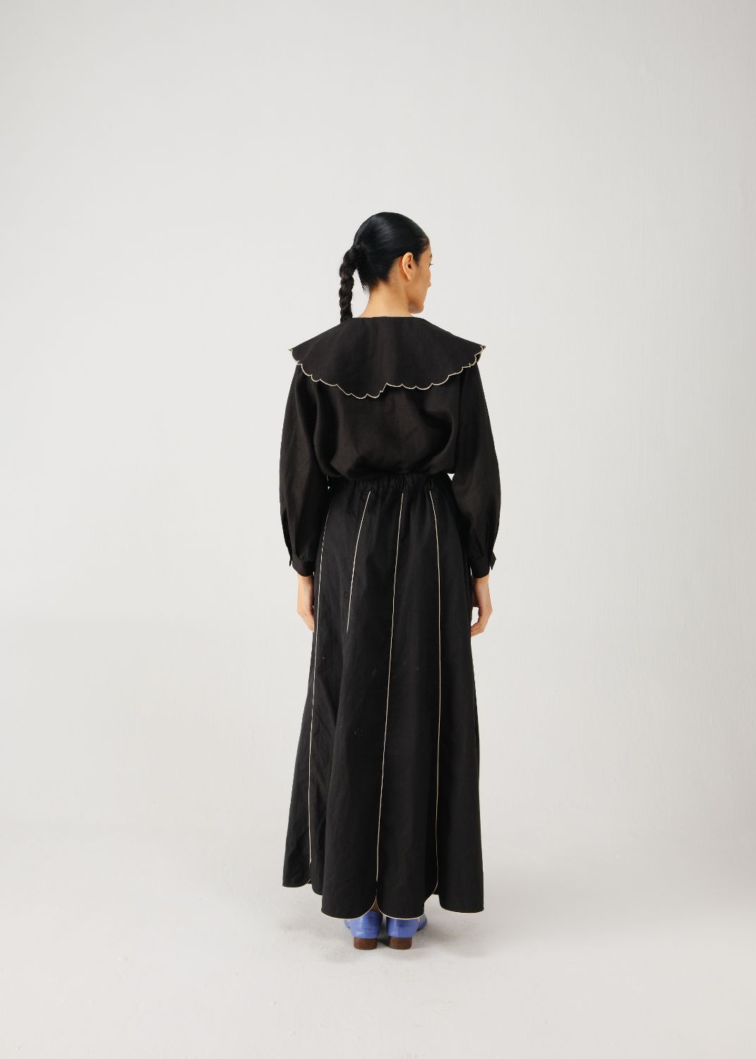 Julia set-Black rose emb.