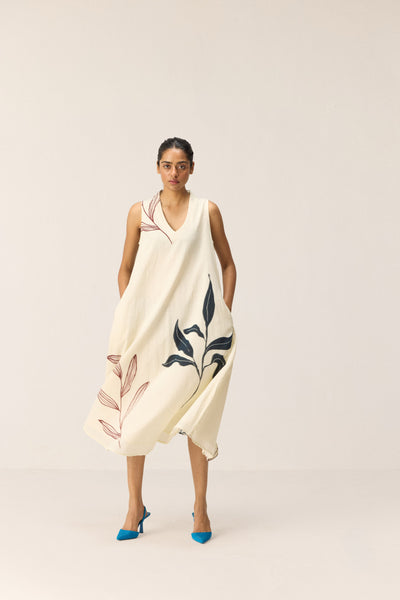 White magnolia Dress