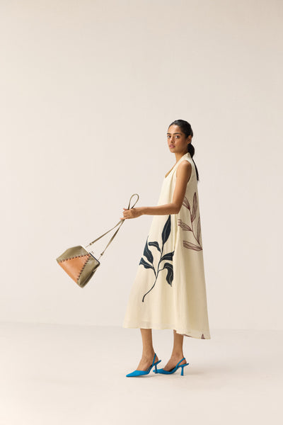 White magnolia Dress
