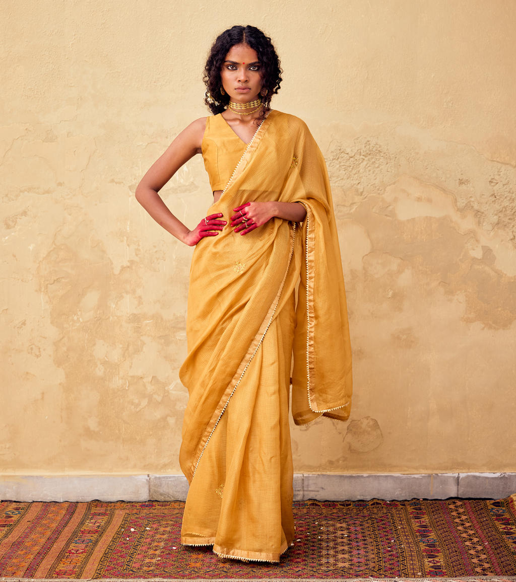 Dhoop Saree with Blouse piece