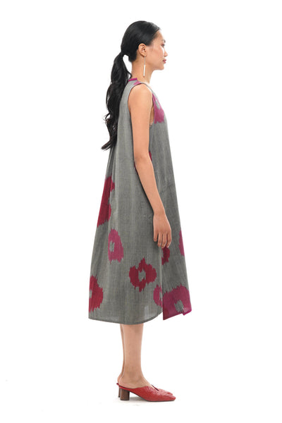 KURO SLEEVELESS DRESS