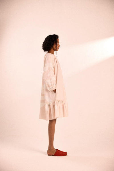 Spring sigh dress