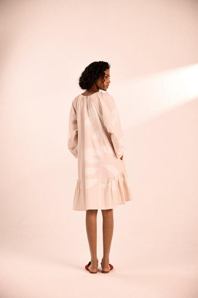 Spring sigh dress