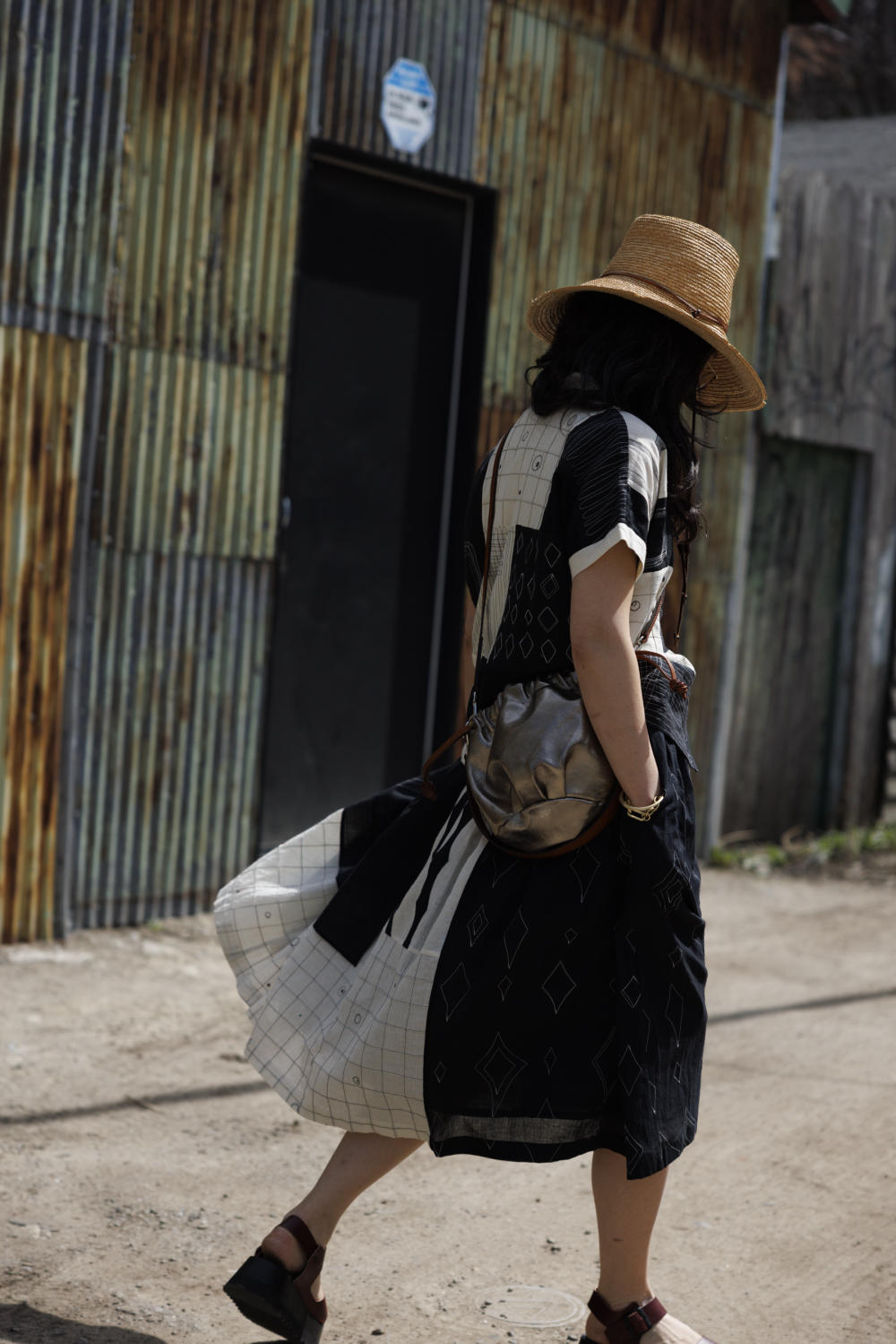 Kusum shirt-Black and White
