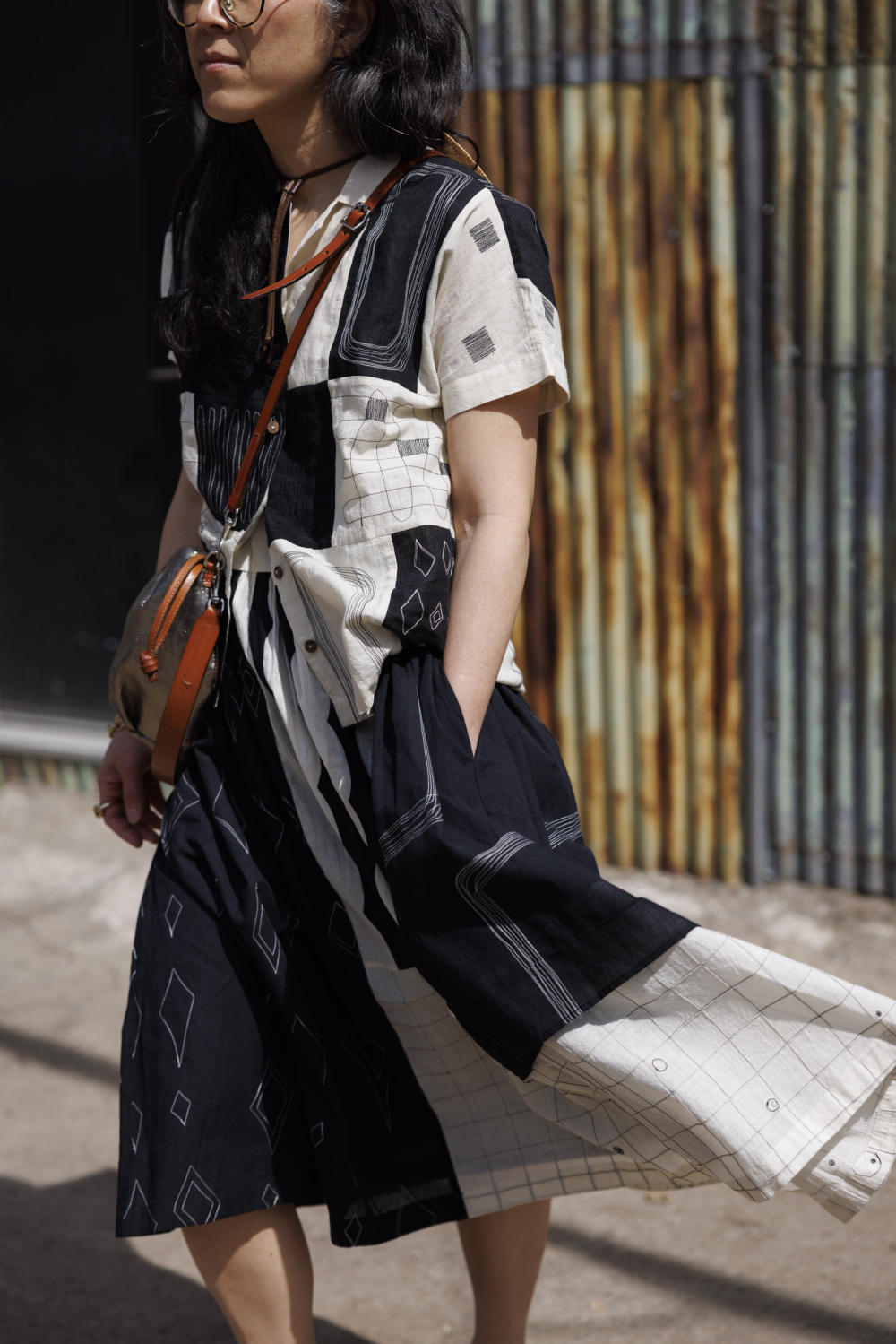 Kusum shirt-Black and White