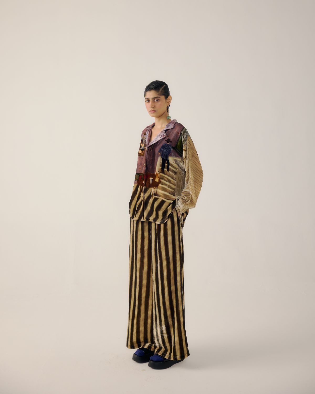 LOUNGE SET-Living Room