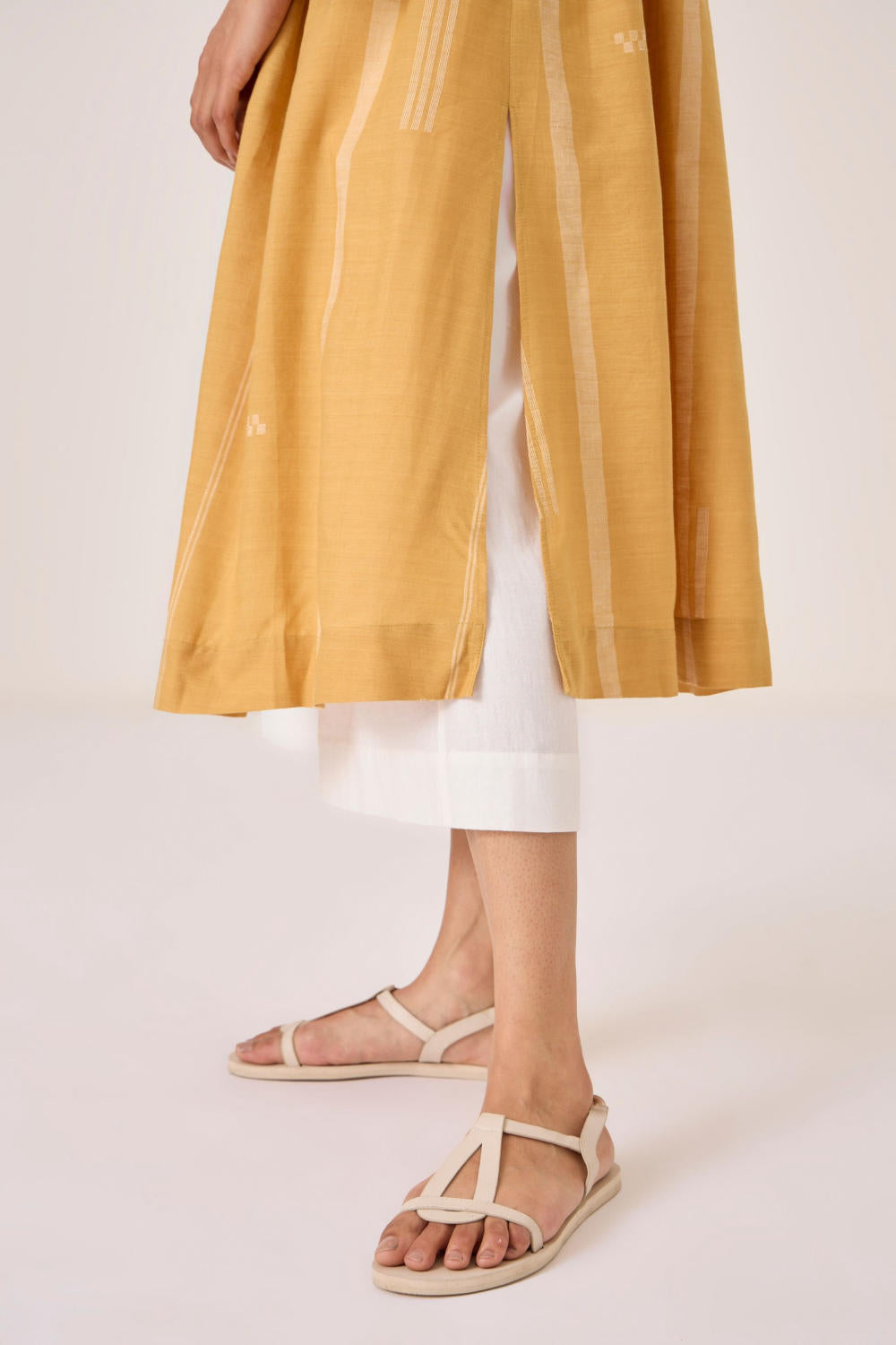 Lakmal Yellow Handwoven Set