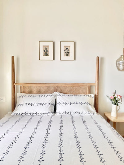Bougainvillea Bedsheet With Pillow Covers