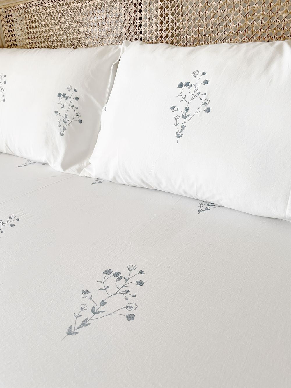 Rosemary Bedsheet With  Pillow Covers - King Size (108"X 108")