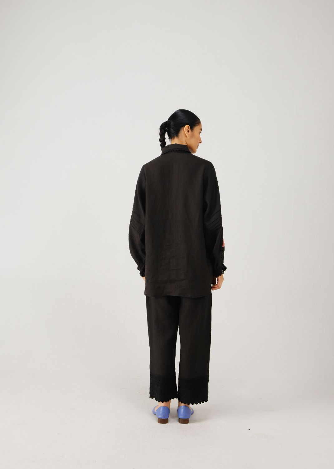 Moira shirt-Black pixel emb.